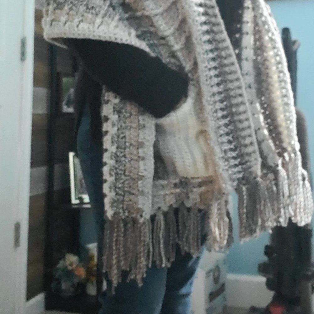 Hand crocheted items - Picture 2 of 11